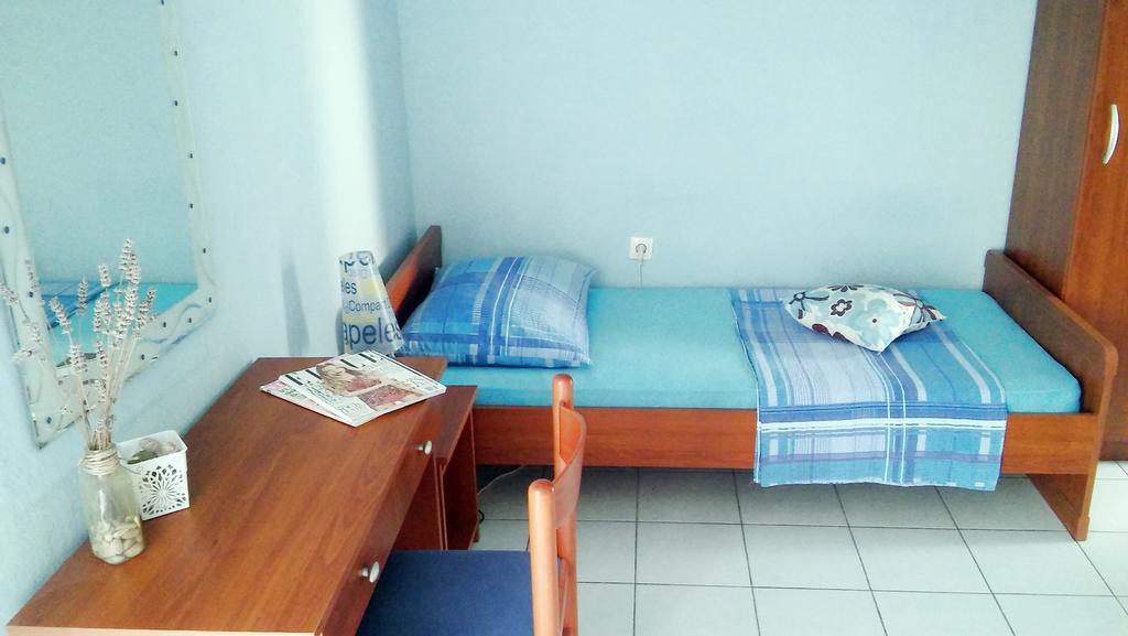 Apartmani Conar Veliki Drvenik Esterno foto